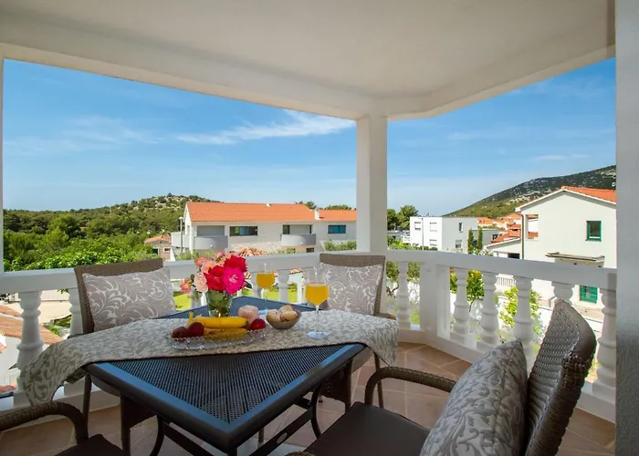 Appartement Aquanur-5 By Interhome Sovlje