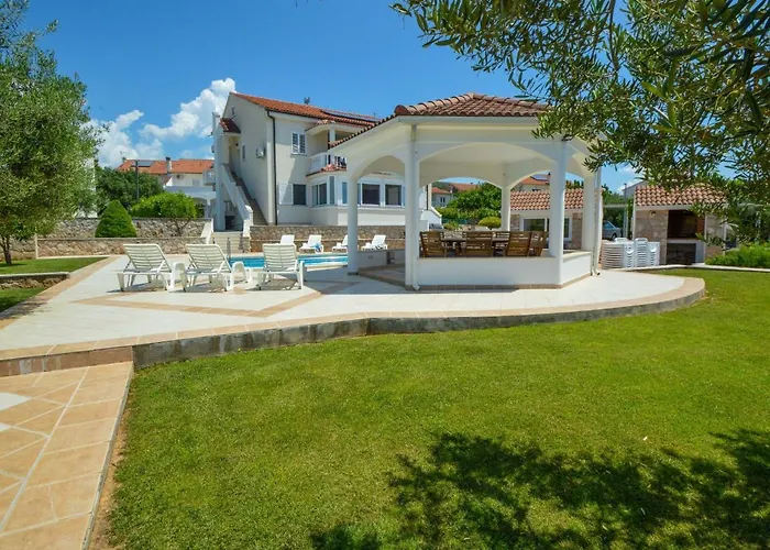 Appartement Aquanur-5 By Interhome Sovlje