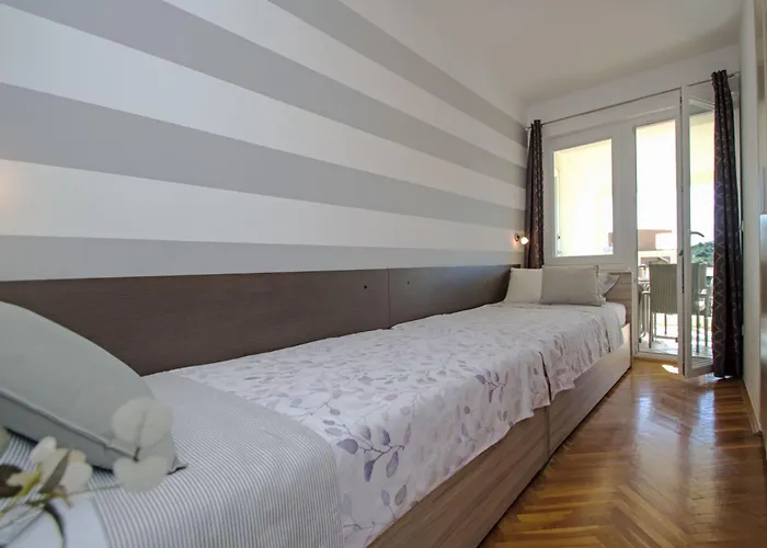 Appartement Aquanur-5 By Interhome Sovlje