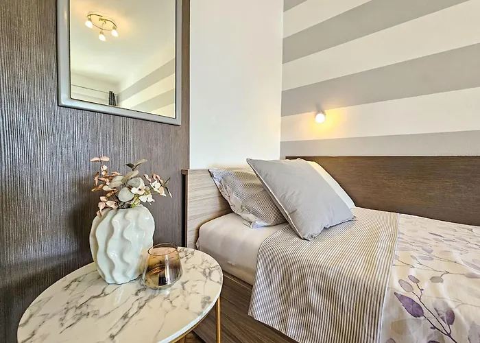 Aquanur-5 By Interhome *