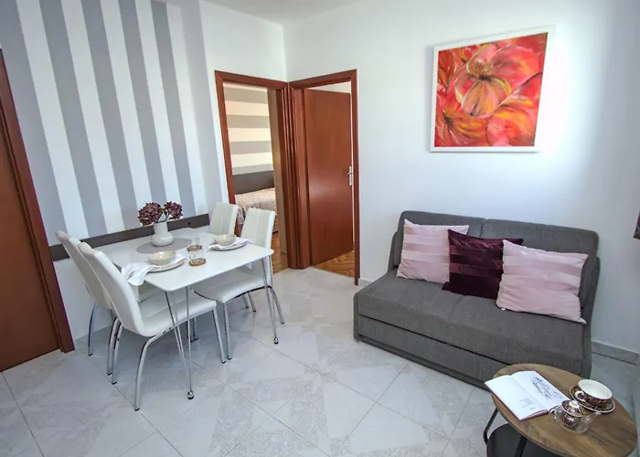 Aquanur-5 By Interhome Appartement