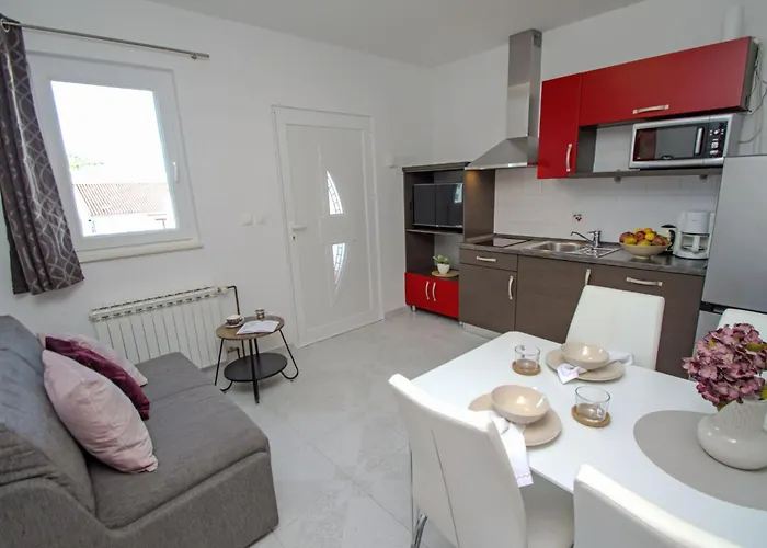 Appartement Aquanur-5 By Interhome Sovlje